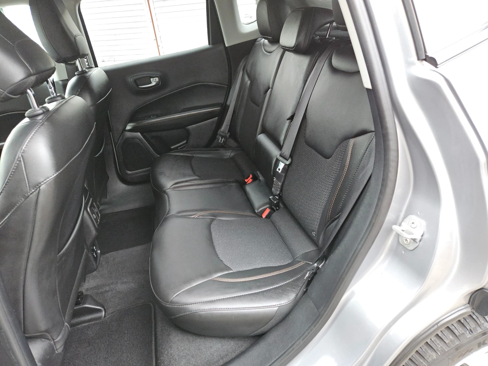 Jeep Compass 2.0m-Jet/LIMITED/BLACK FRIDAY/LED//NAVI/ | Mobile.bg   16