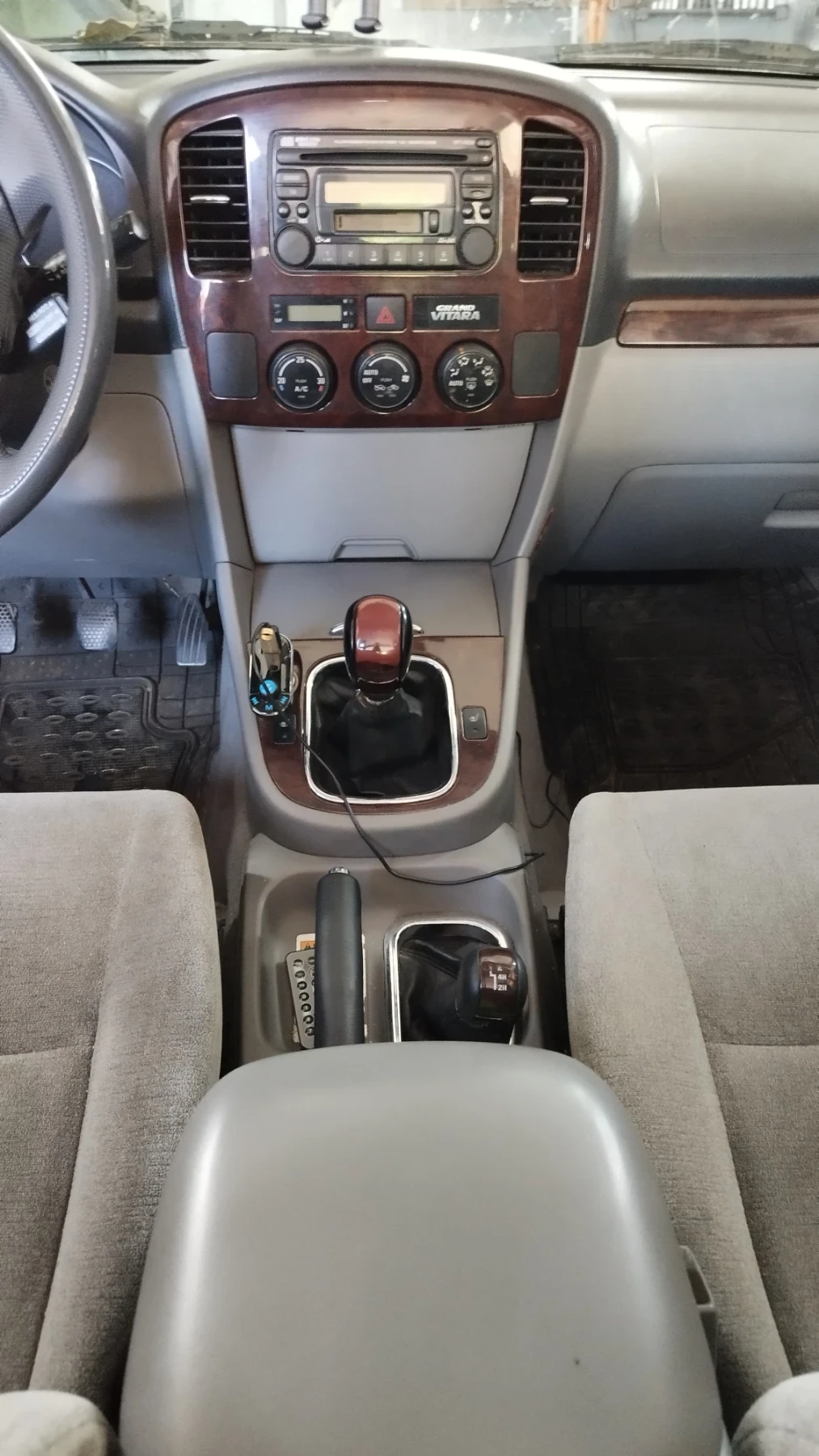 Suzuki Grand vitara XL-7  2, 7V6 173 k.c  газ/бензин  - изображение 5
