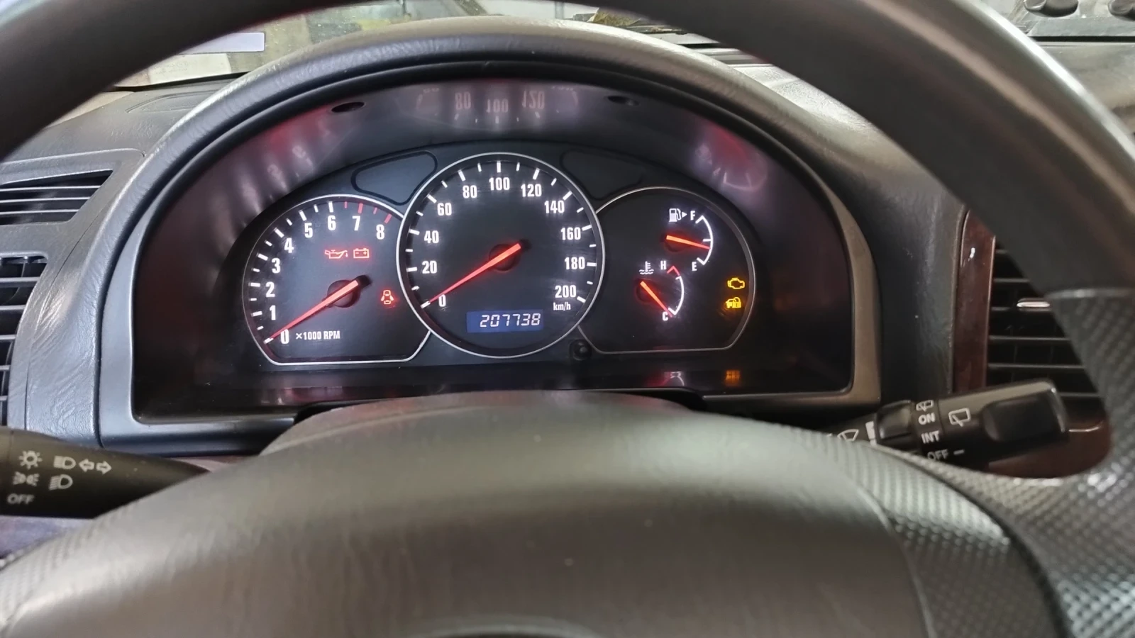 Suzuki Grand vitara XL-7  2, 7V6 173 k.c  газ/бензин  - изображение 6