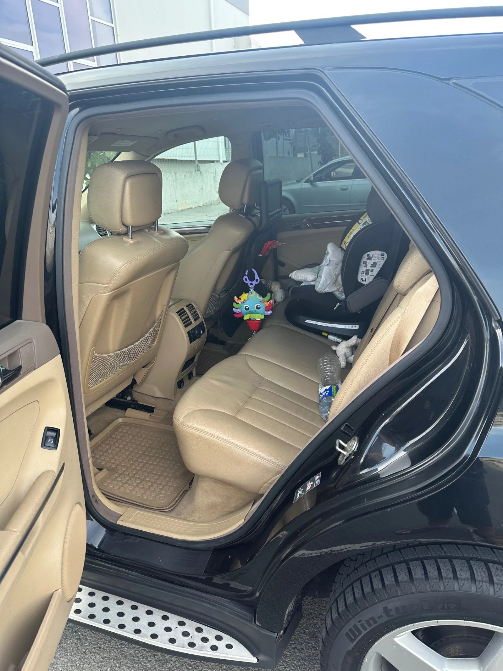 Mercedes-Benz ML 500  - изображение 7