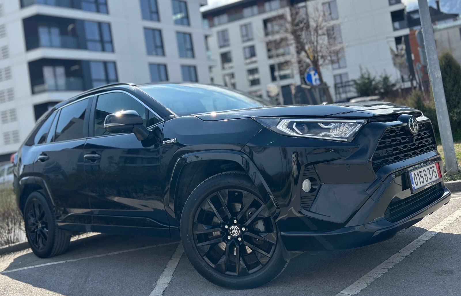 Toyota Rav4 Hybrid* 2.5l* , снимка 3 - Автомобили и джипове - 53863386