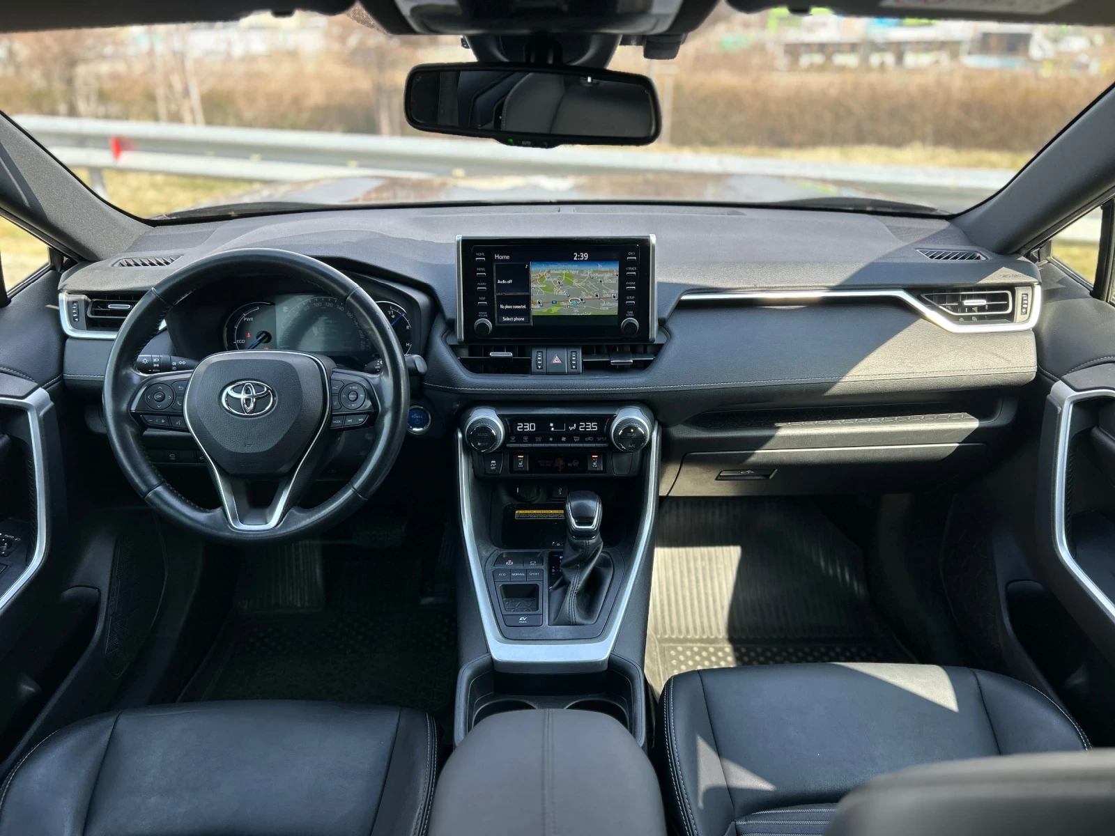 Toyota Rav4 Hybrid* 2.5l* , снимка 11 - Автомобили и джипове - 53863386