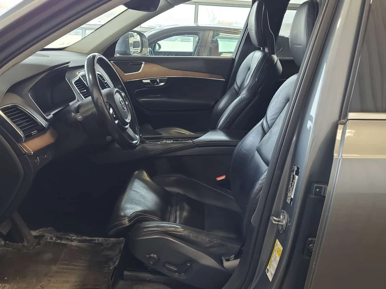 Volvo Xc90 * T6 INSCRIPTION * ПОДГРЕВ* ПАНОРАМА* КАМЕРА* , снимка 7 - Автомобили и джипове - 54699031