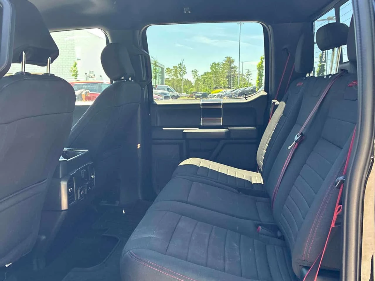 Ford F150 * 4WD SuperCrew 5.5' Box* АВТОКРЕДИТ* , снимка 15 - Автомобили и джипове - 54842150