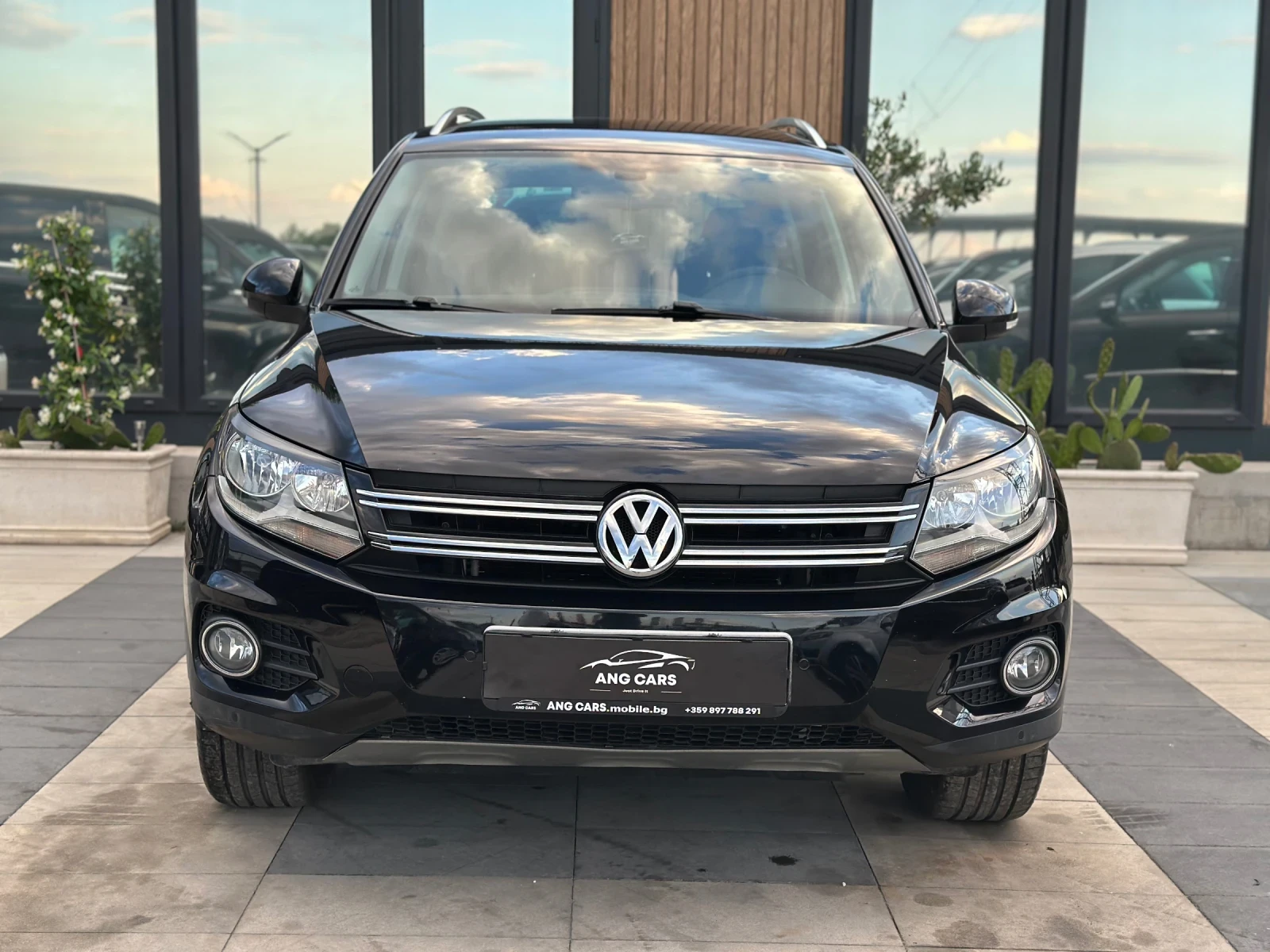 VW Tiguan * Facelift* 2.0TDI* 4Motion* , снимка 3 - Автомобили и джипове - 54962530