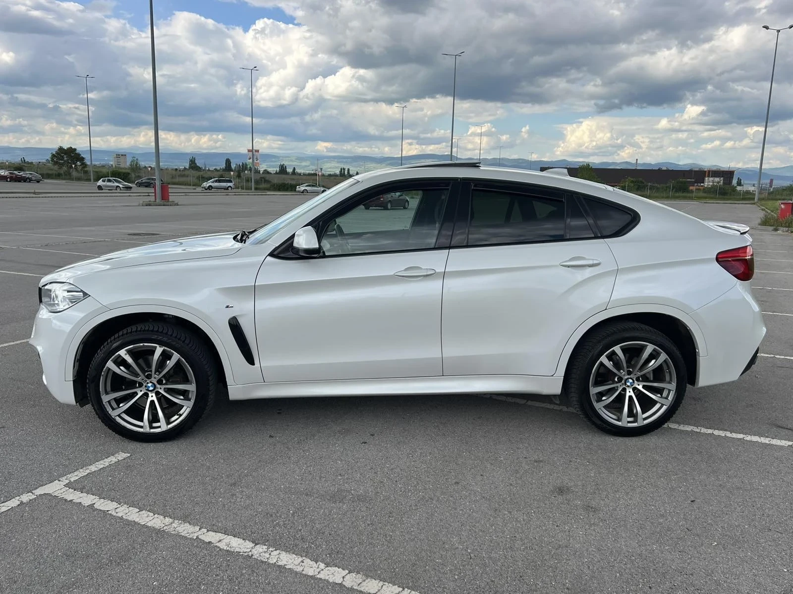 BMW X6  М ПАКЕТ !ТОП/Собствен лизинг! 100% Одобрение, снимка 5 - Автомобили и джипове - 55399954