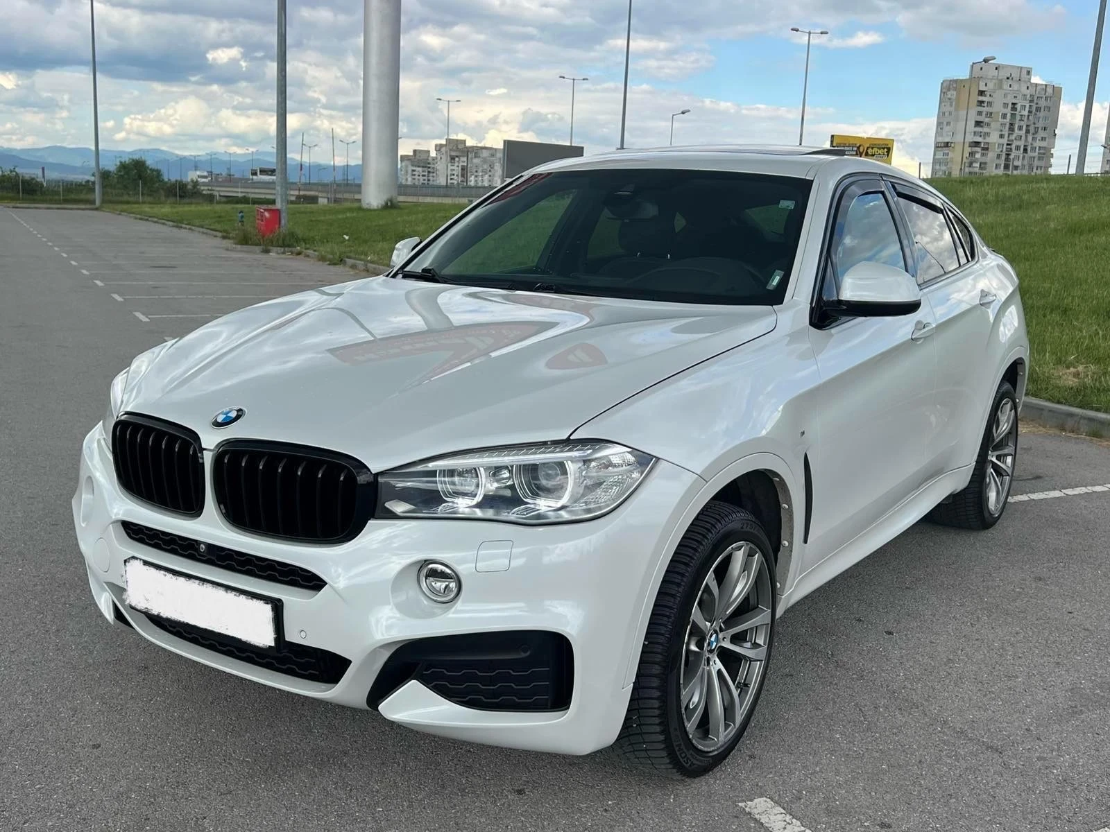 BMW X6  М ПАКЕТ !ТОП/Собствен лизинг! 100% Одобрение, снимка 3 - Автомобили и джипове - 55399954