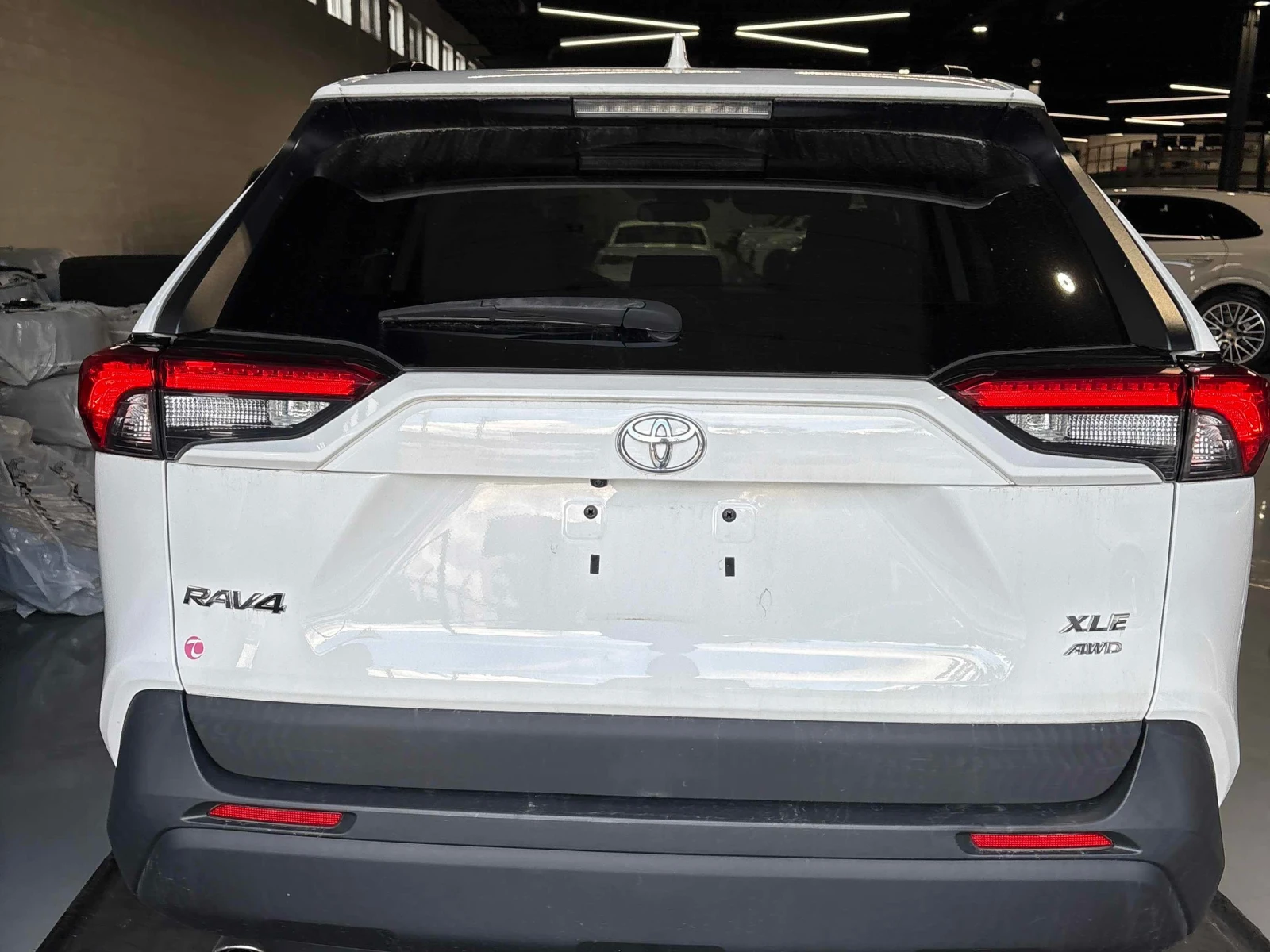 Toyota Rav4 * XLE * CARFAX * ОПЦИЯ ЗА ФИНАНСИРАНЕ, снимка 4 - Автомобили и джипове - 55879807