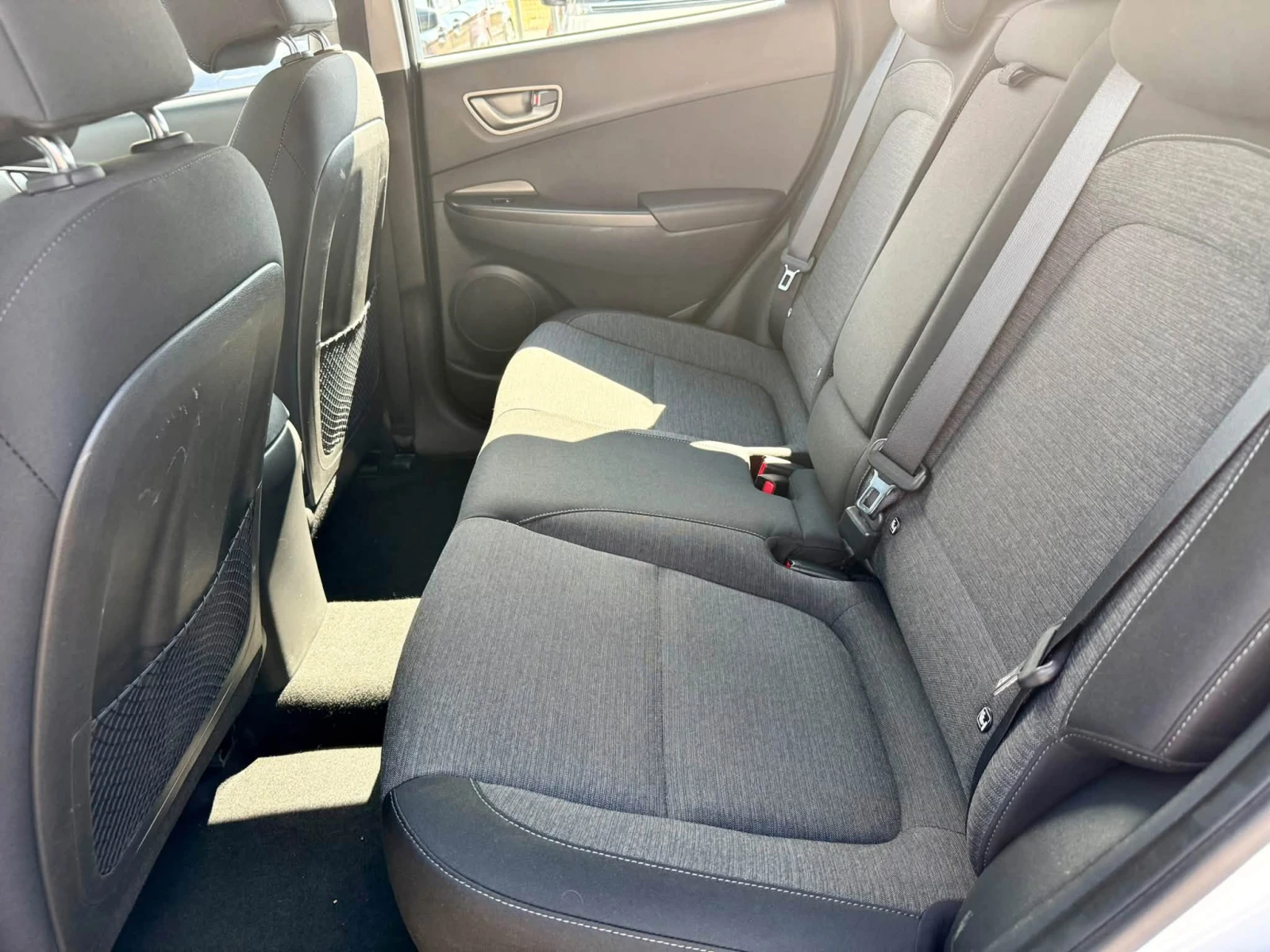 Hyundai Kona 64kWh 100%SOH, снимка 14 - Автомобили и джипове - 56104318