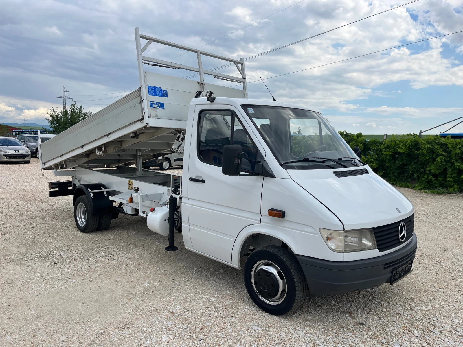 Mercedes-Benz Sprinter 412 САМОСВАЛ С КРАН - изображение 9