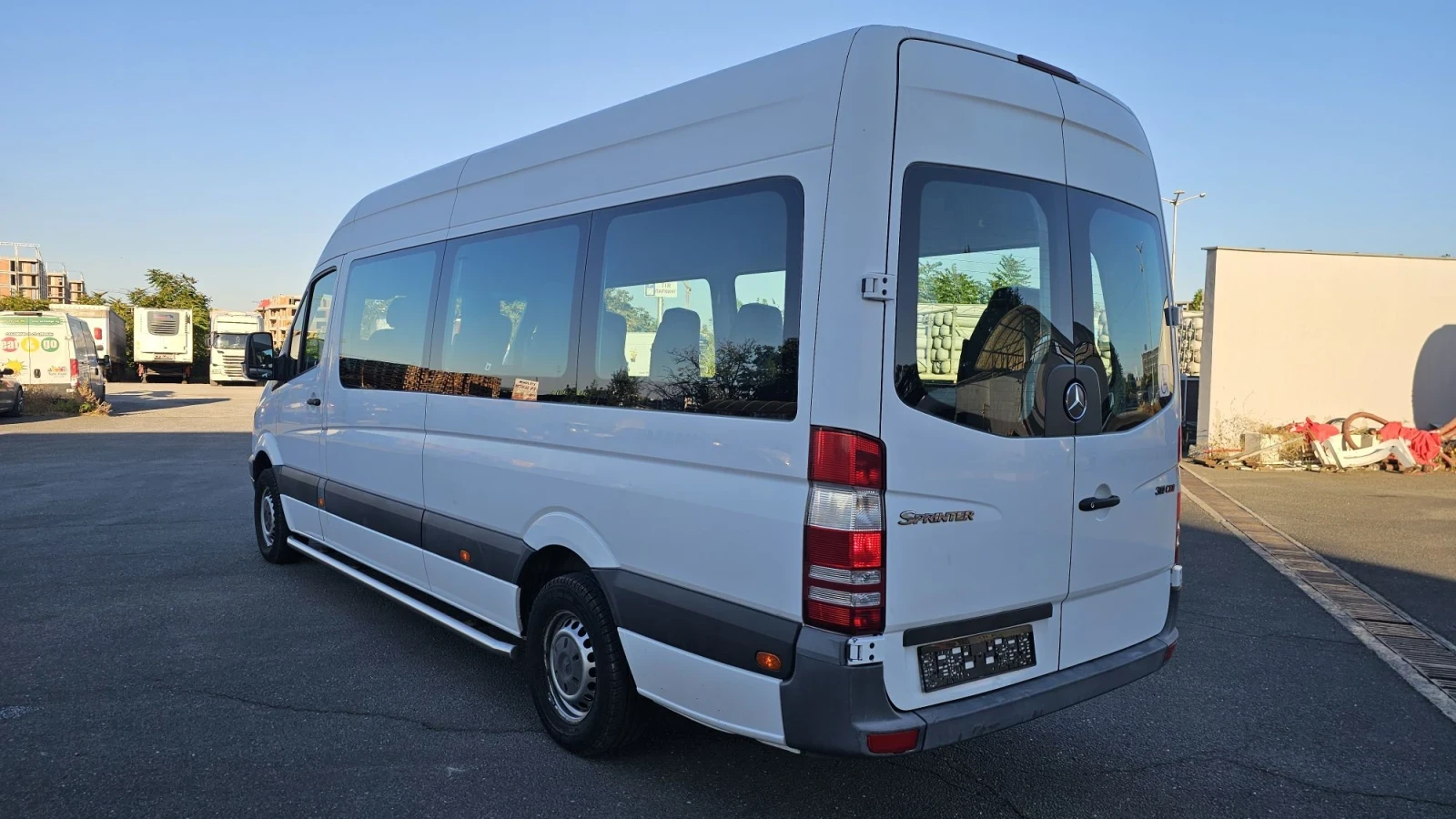 Mercedes-Benz Sprinter 311 MAXI-автомат - клима, снимка 6 - Бусове и автобуси - 56121174