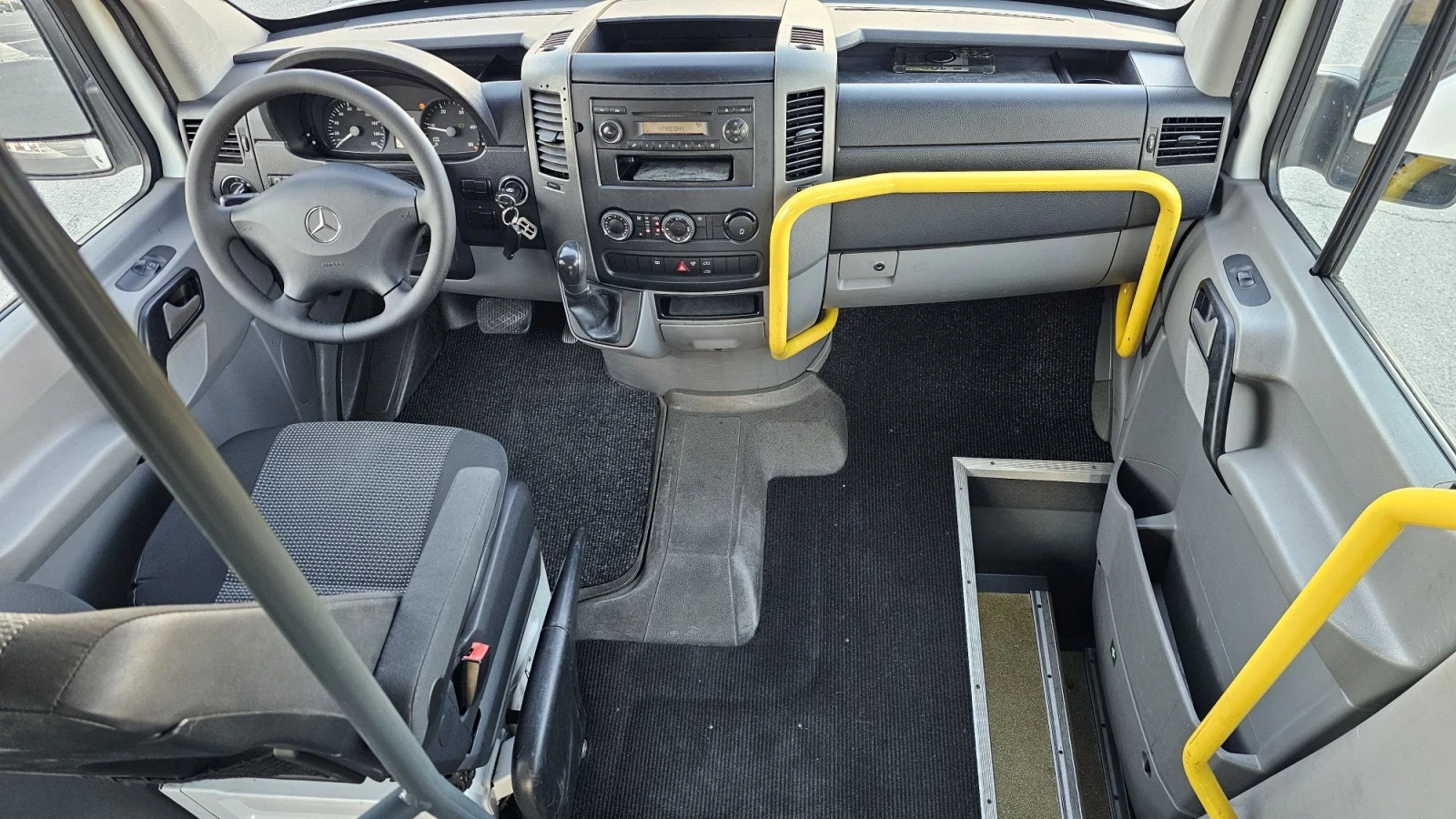 Mercedes-Benz Sprinter 311 MAXI-автомат - клима, снимка 10 - Бусове и автобуси - 56121174