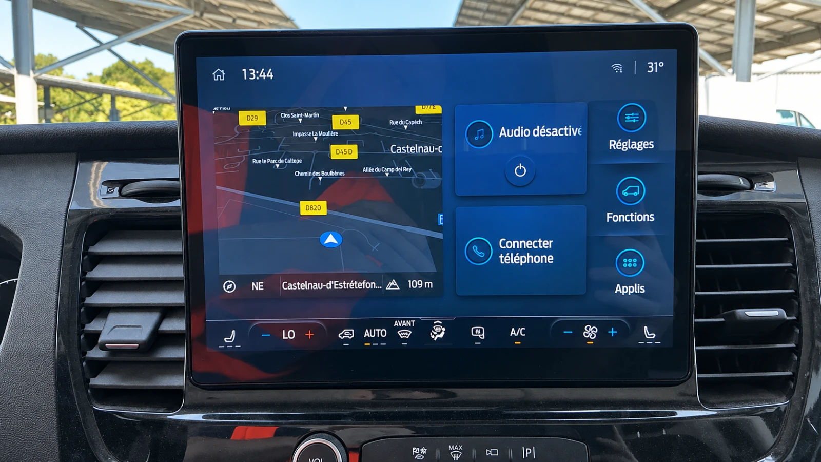 Ford Transit L3H3 96% SoH 360 камери парктроник нави подгрев, снимка 9 - Бусове и автобуси - 56182698