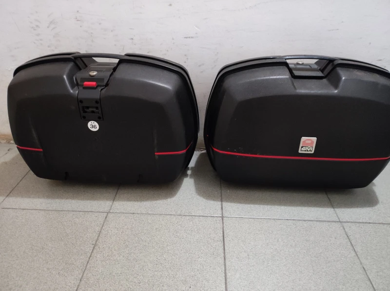 Suzuki V-strom, снимка 13 - Мотоциклети и мототехника - 51811568