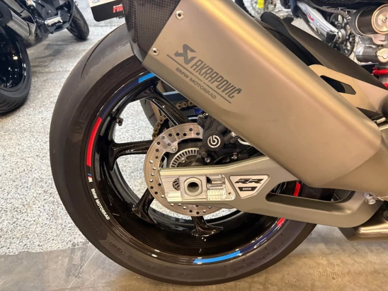 BMW S * 1000rr* CARFAX * БЕЗ ПЪРВОНАЧАЛНА ВНОСКА, снимка 3 - Мотоциклети и мототехника - 52847667