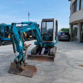 Багер Komatsu PC20-7E * ВГРАДЕН ЧУК, ЩИПКА, 2 КОФИ * , снимка 8