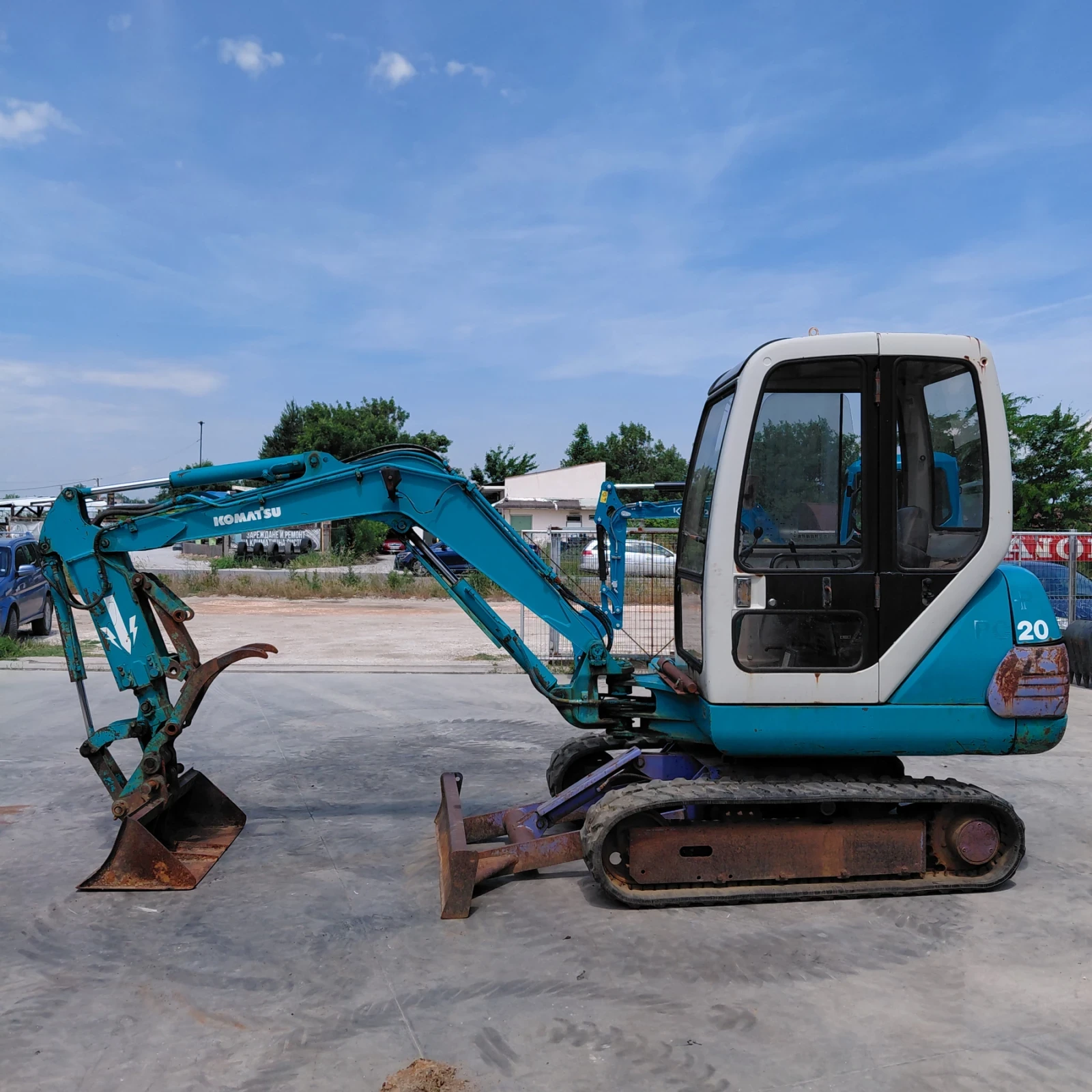 Багер Komatsu PC20-7E * ВГРАДЕН ЧУК, ЩИПКА, 2 КОФИ * , снимка 2 - Индустриална техника - 53187519