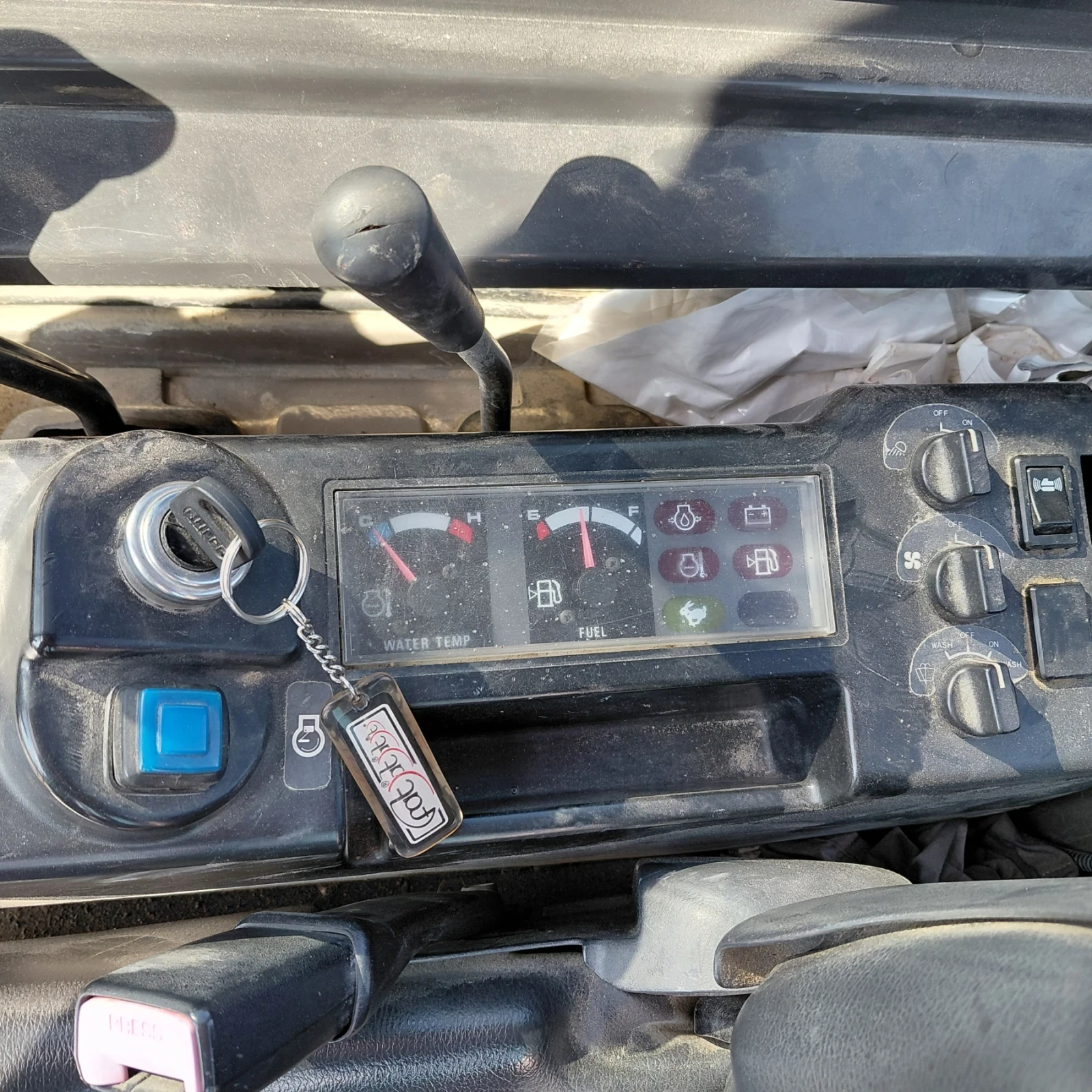 Багер Kobelco SK55SR-5 * КЛИМАТИК * 3 КОФИ * , снимка 13 - Индустриална техника - 53735323