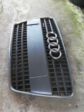Оригинална решетка за Ауди Q7 4L0853651 2006-2015г, снимка 3