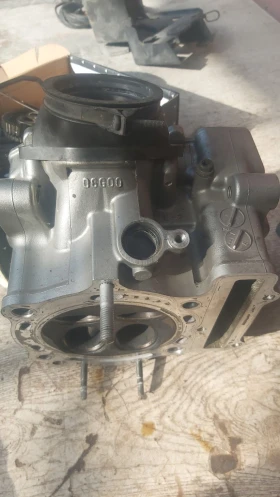 Цилиндър и не обурудвана глава , снимка 2