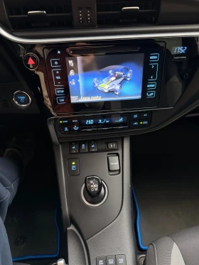 Toyota Auris Sport Touring, снимка 7