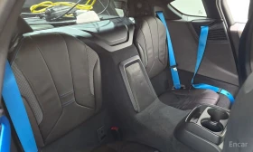 BMW i8 * КОЖА* ПОДГРЕВ* HEAD-UP* FULL* , снимка 9