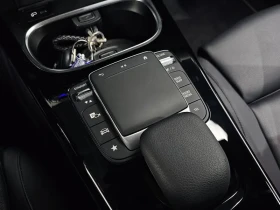 Mercedes-Benz A 220 W177, снимка 16