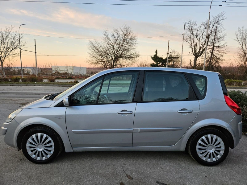 Renault Scenic 1.6, ГАЗ, Като нов!, снимка 9 - Автомобили и джипове - 43507139