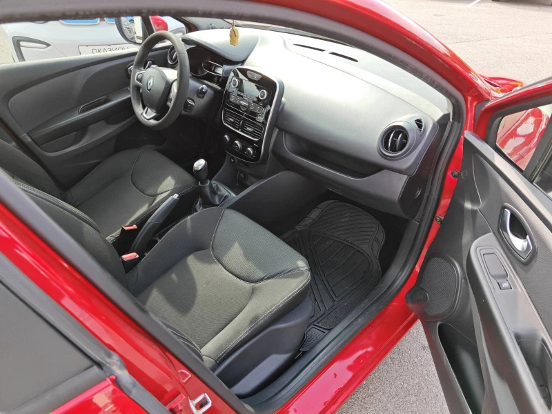 Renault Clio 1.5 DCi 75k.c., снимка 9 - Автомобили и джипове - 47281213