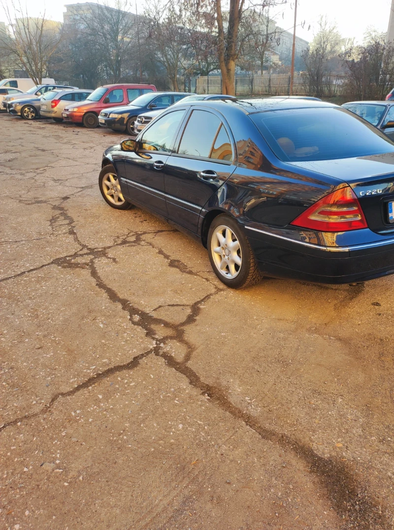 Mercedes-Benz C 220 220 CDI , снимка 5 - Автомобили и джипове - 48582169