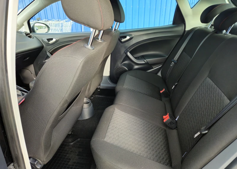 Seat Ibiza 1.4 TSI FR DSG, снимка 12 - Автомобили и джипове - 52597845