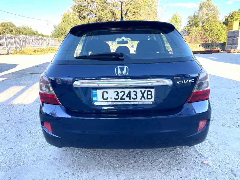 Honda Civic 1.6i 110kn, снимка 6 - Автомобили и джипове - 51570894