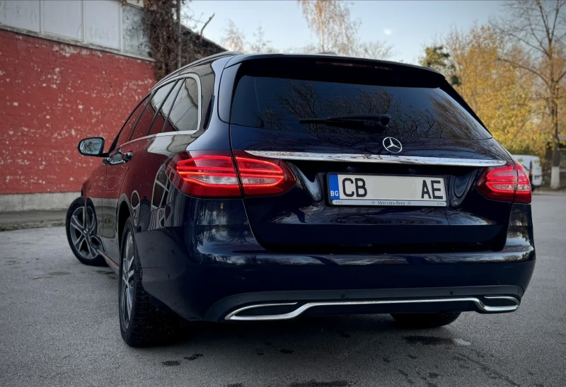 Mercedes-Benz C 220 Bluetec, снимка 2 - Автомобили и джипове - 52969111