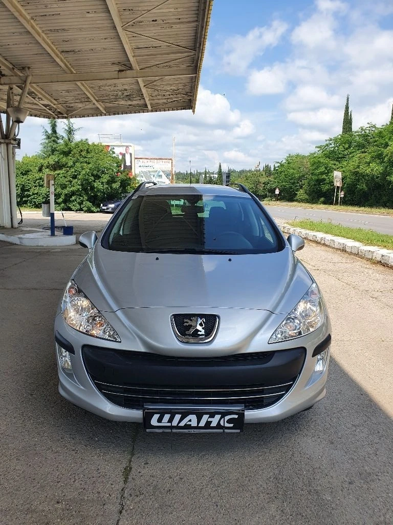 Peugeot 308 1, 4 бензин 95 к.с, снимка 2 - Автомобили и джипове - 41120826