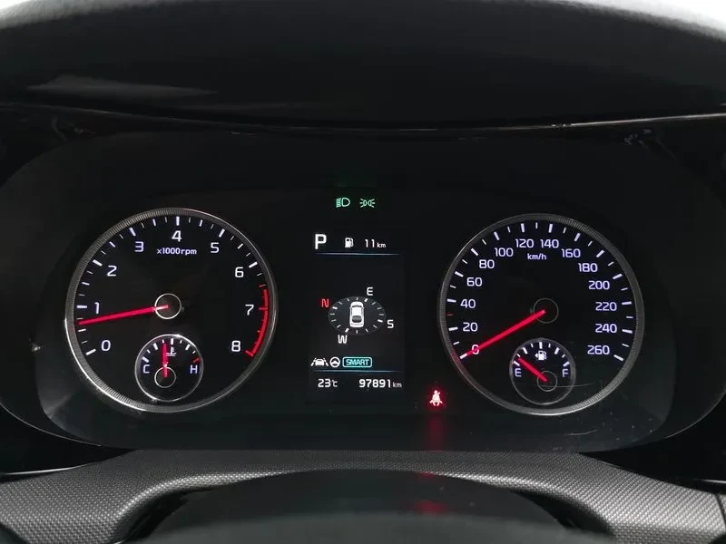 Kia K5 2.0, снимка 8 - Автомобили и джипове - 54263611