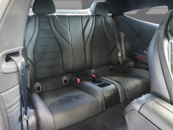 Mercedes-Benz CLE 300 4Matic = AMG Line = Premium Гаранция, снимка 11 - Автомобили и джипове - 55788323