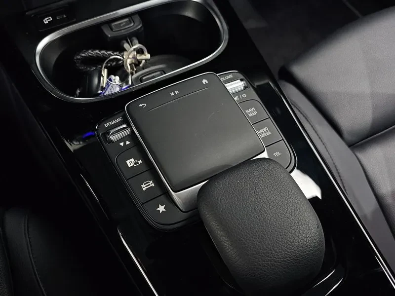 Mercedes-Benz A 220 W177, снимка 16 - Автомобили и джипове - 55790306