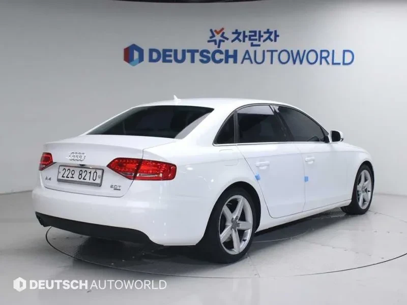 Audi A4 2.0 TFSI Quattro - САМО 30% АВАНС, снимка 2 - Автомобили и джипове - 56253853