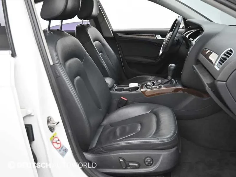 Audi A4 2.0 TFSI Quattro - САМО 30% АВАНС, снимка 10 - Автомобили и джипове - 56253853