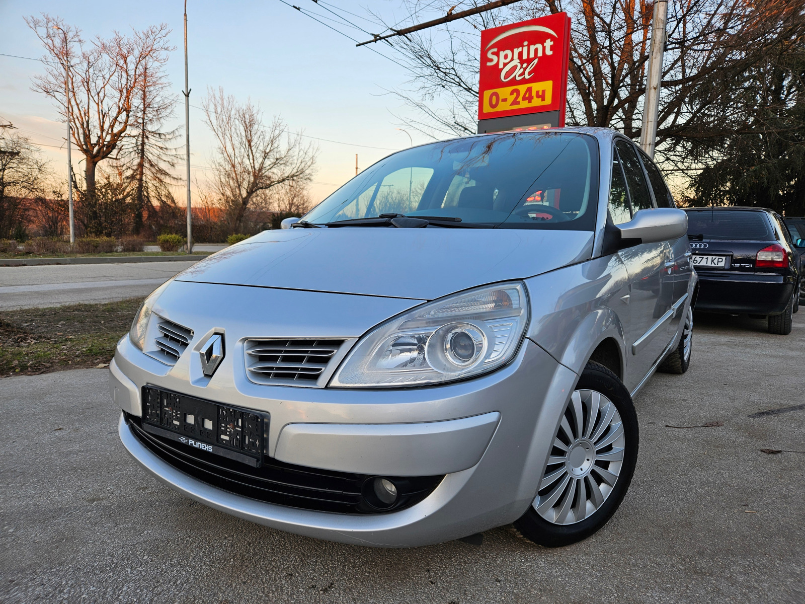 Renault Scenic 1.6, ГАЗ, Като нов! - изображение 1