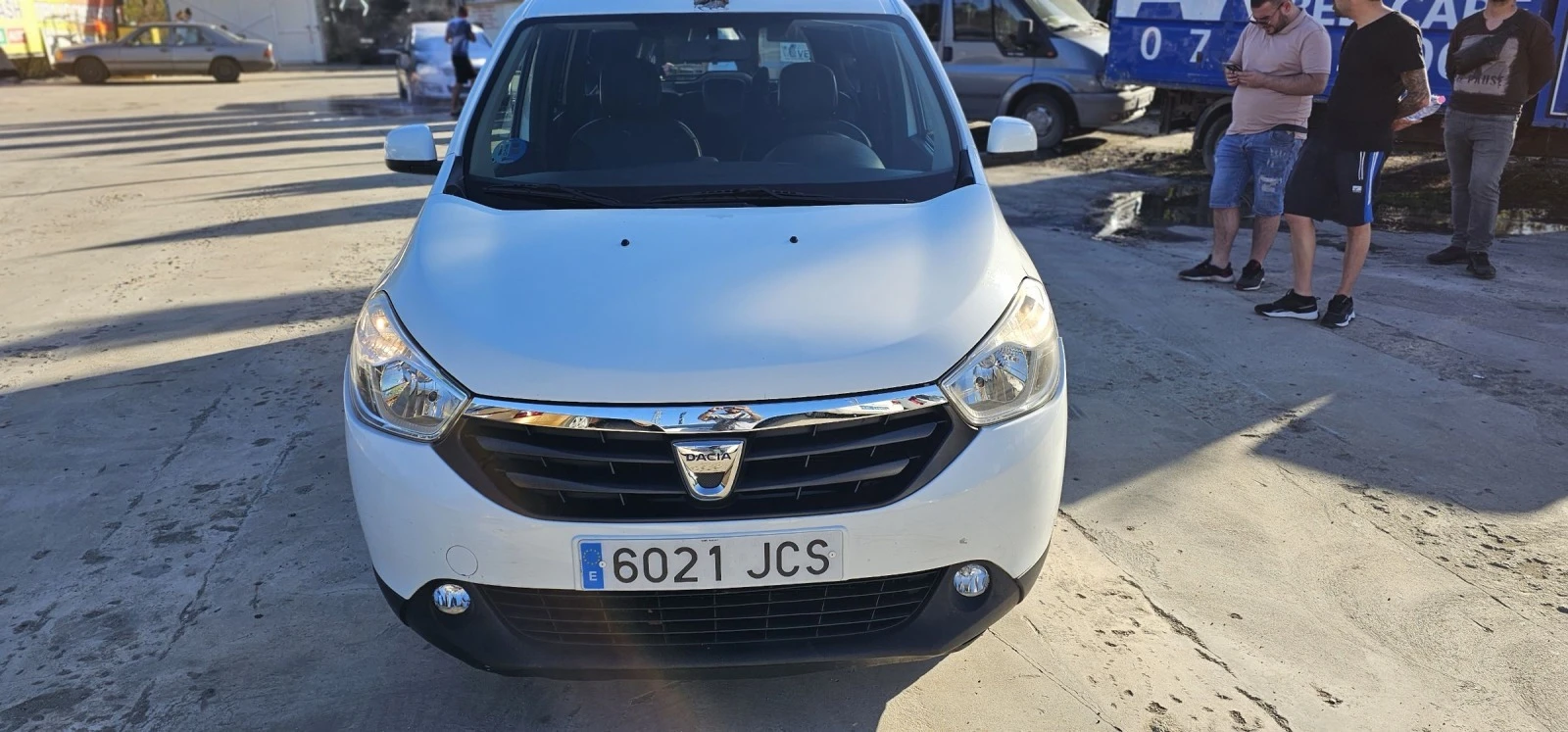 Dacia Lodgy 1.6i-Заводска ГАЗ - ГОТОВИ ЗА ТАКСИ - изображение 8