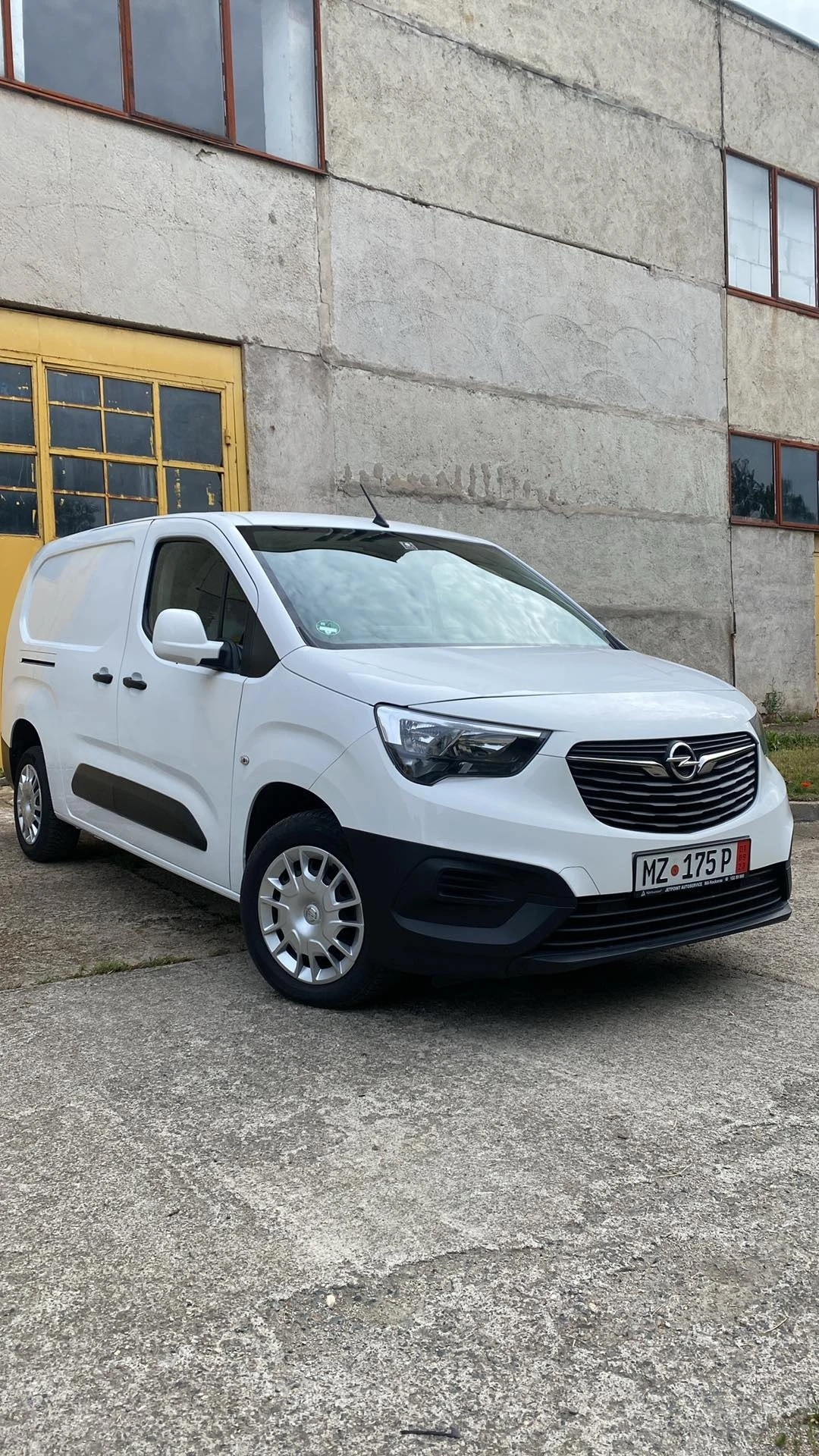 Opel Combo 1, 5 CDTI MAXI - изображение 3