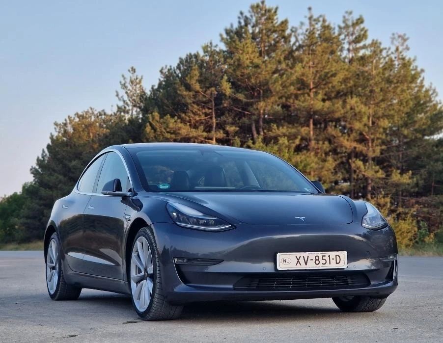 Tesla Model 3  4х4 Европейска Long Range - изображение 7