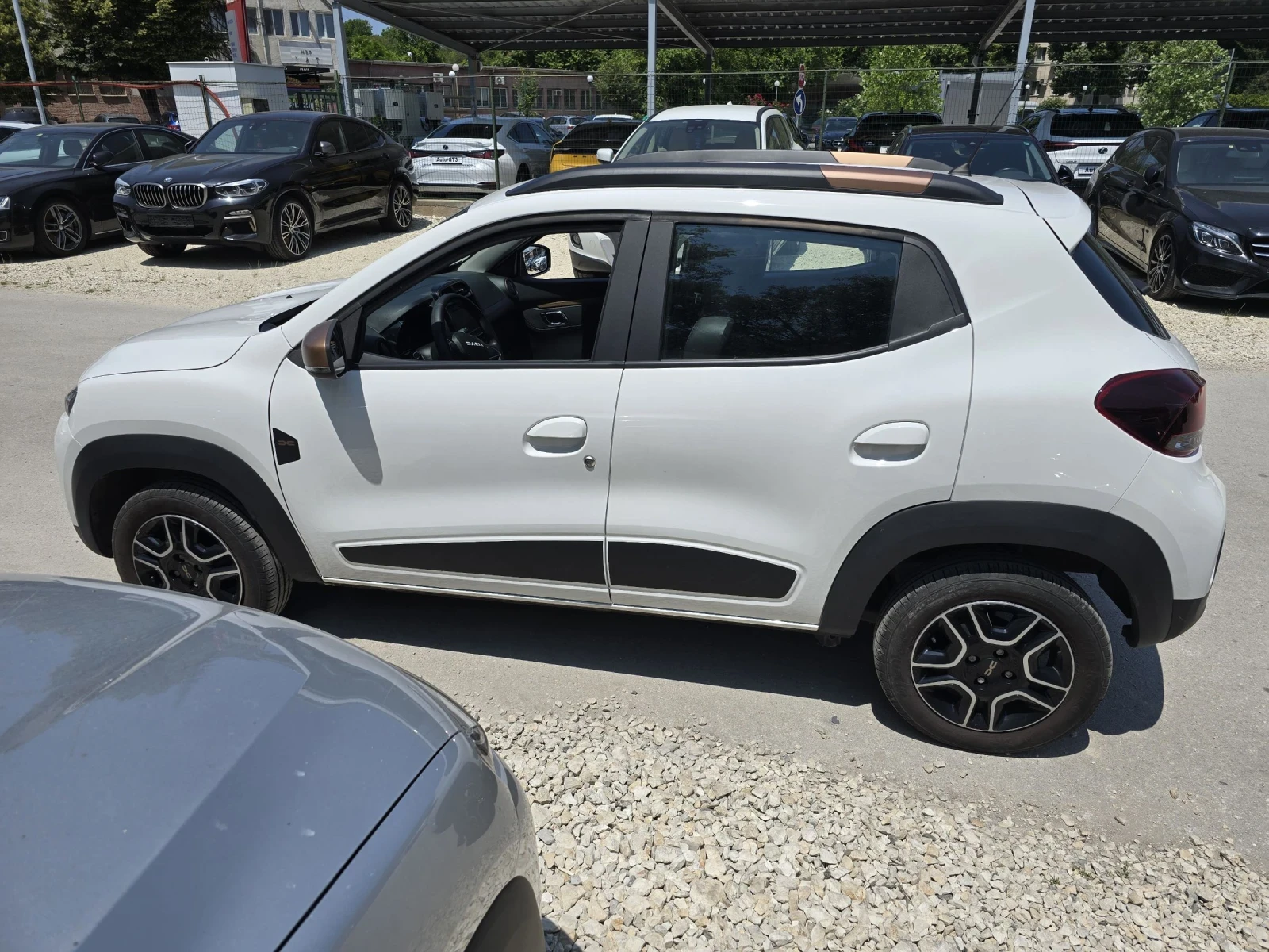 Dacia Spring Extreme electric 65 CCS Гаранция Лизинг - изображение 4