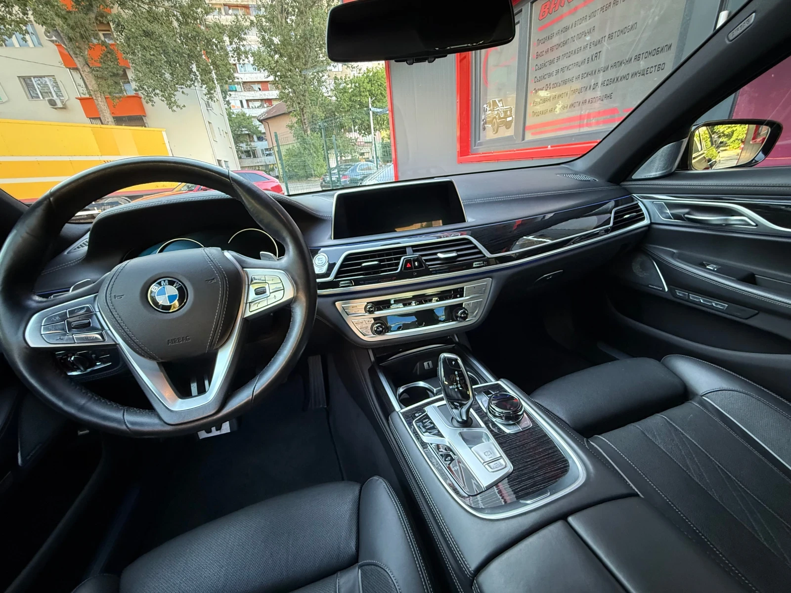 BMW 740 M  - изображение 9