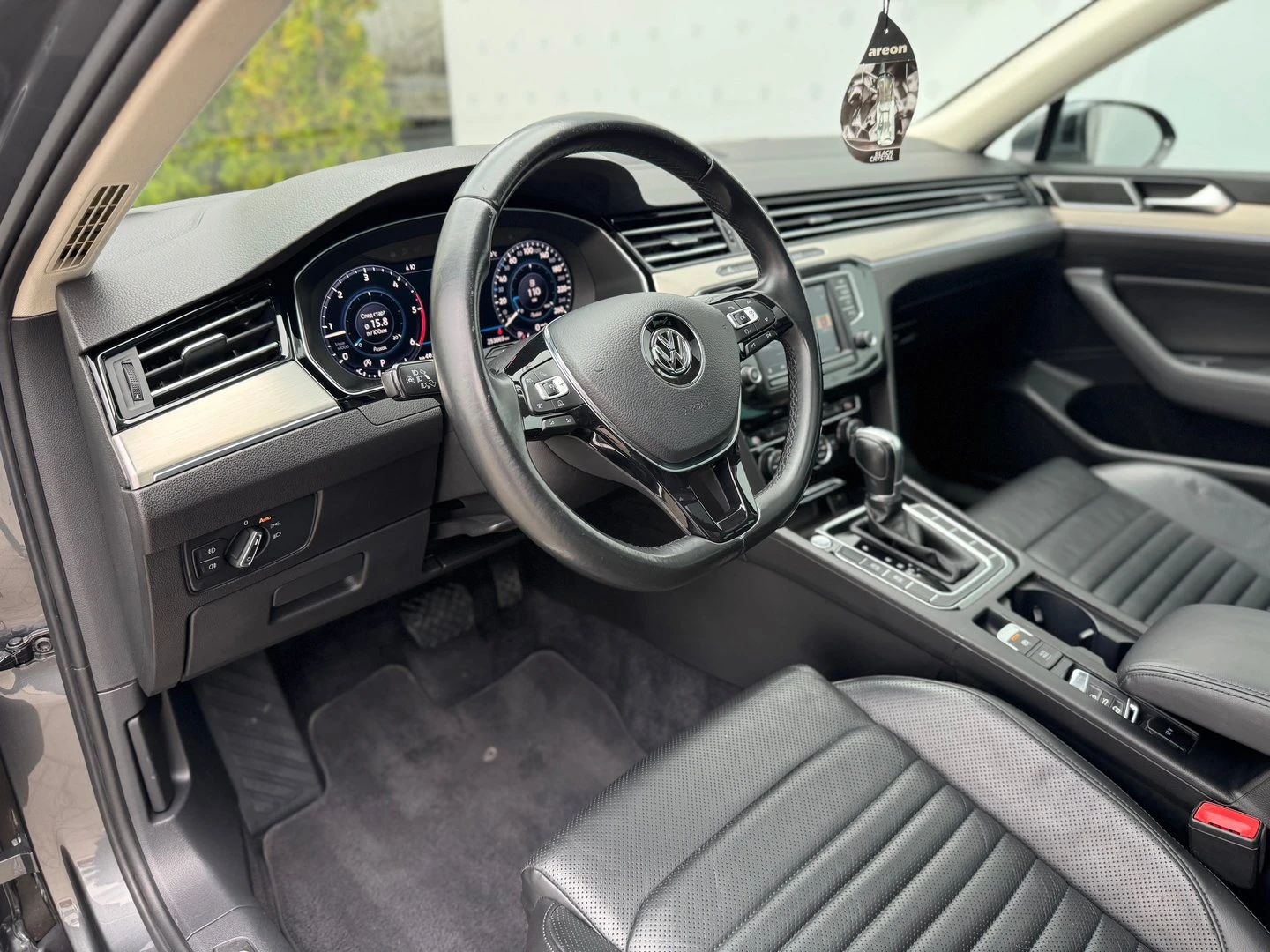 VW Passat VW Passat Var. SS HL 2.0TDI SCR BMT 4MOTION - изображение 8