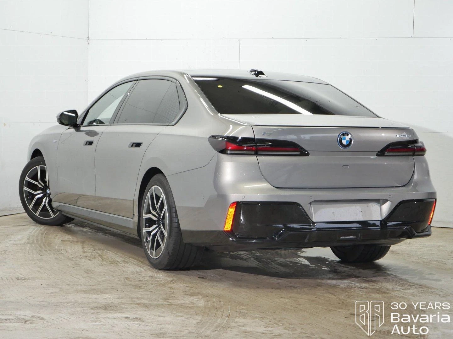 BMW i7 60 xDrive M Sport Paket - изображение 2