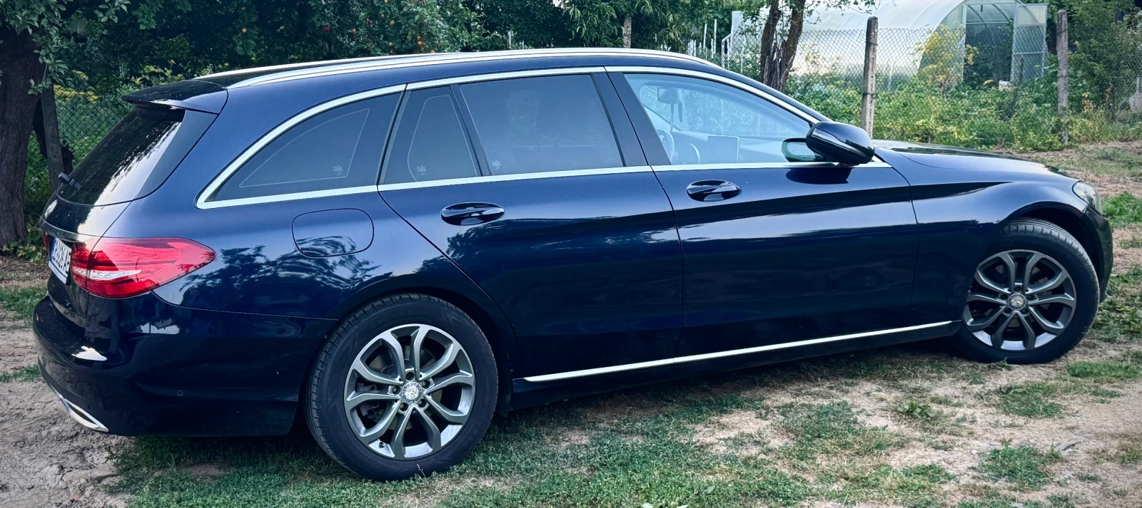 Mercedes-Benz C 220 Bluetec, снимка 4 - Автомобили и джипове - 54892878