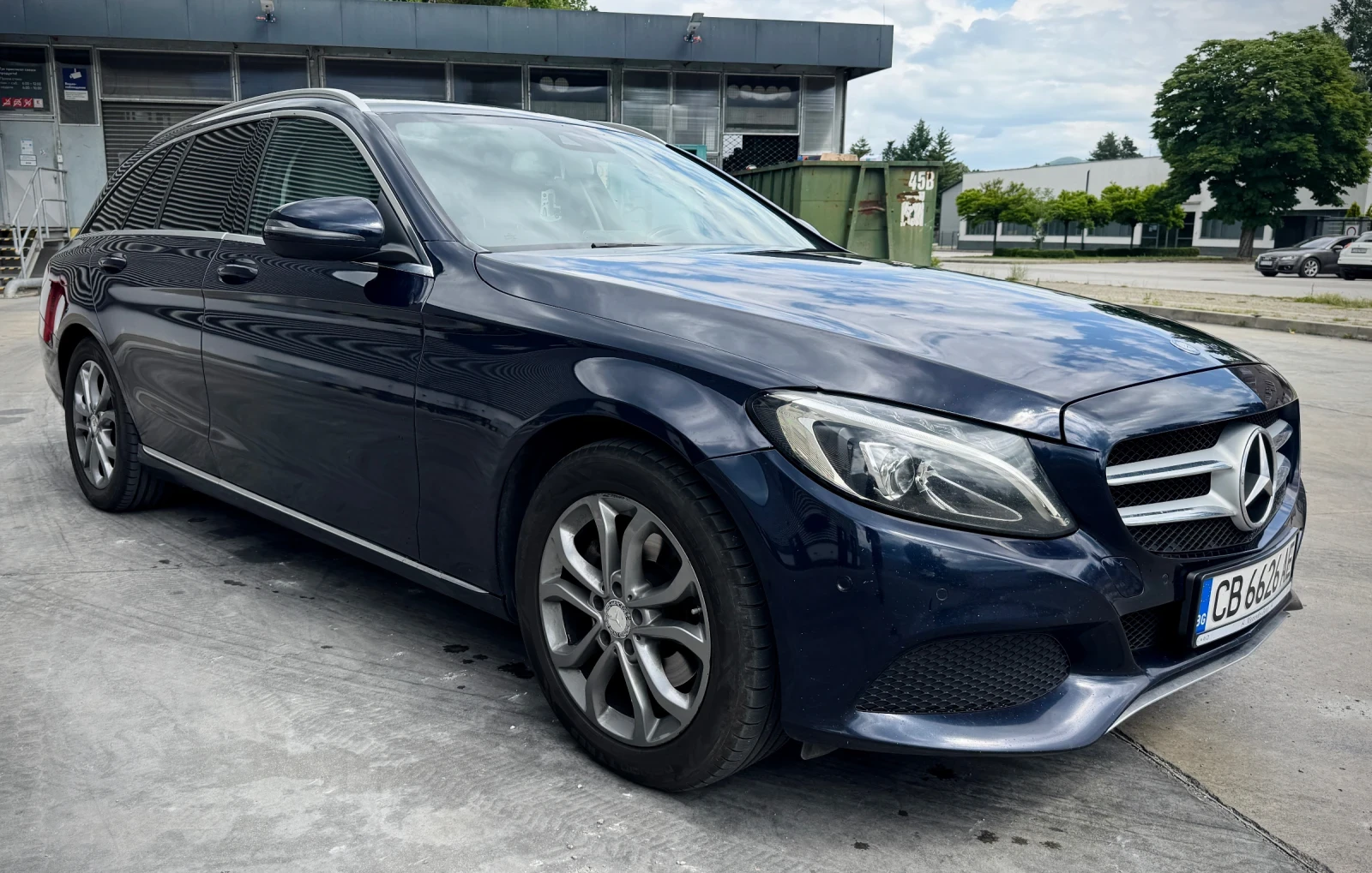 Mercedes-Benz C 220 Bluetec, снимка 4 - Автомобили и джипове - 55793559