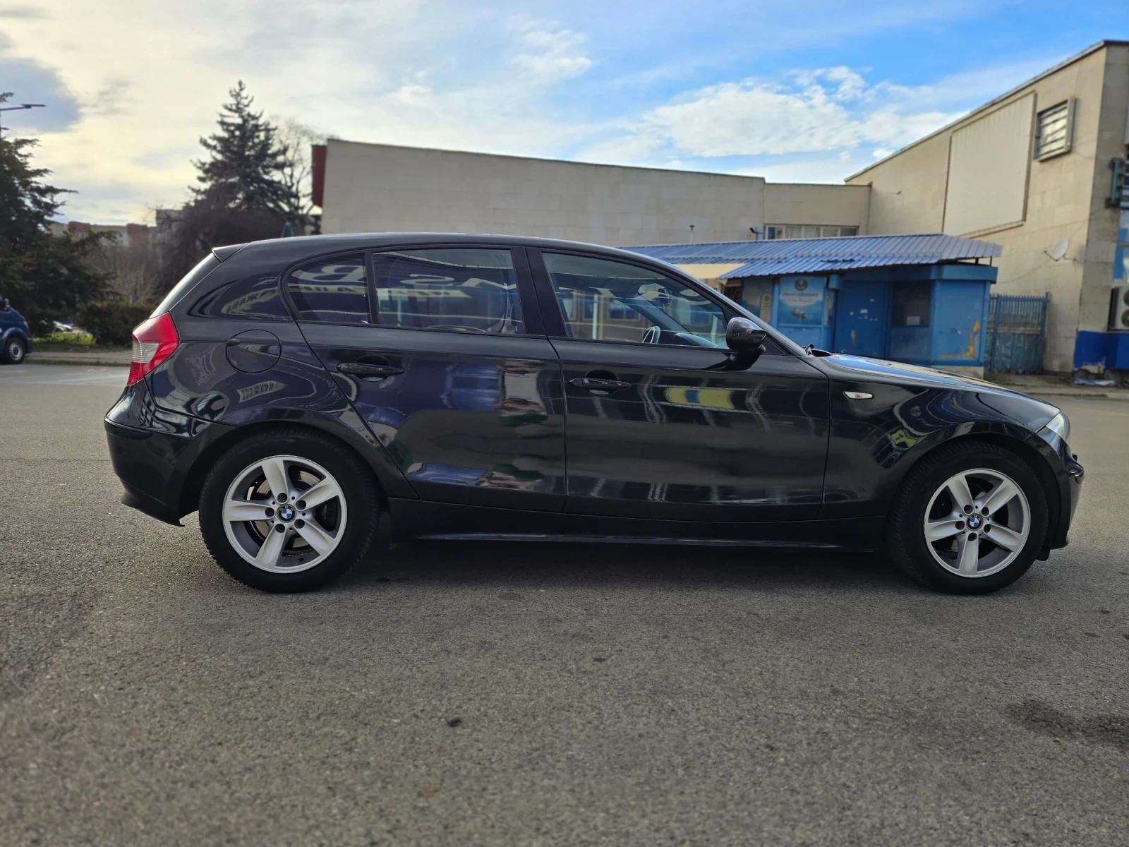 BMW 120  - изображение 6